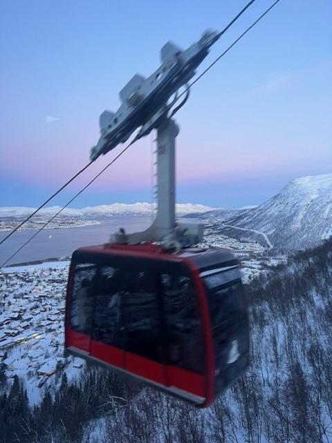 Mountainside Lodge - Breivikeidet Tromsø Esterno foto